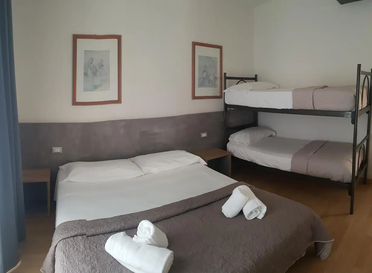Hotel Stella D'Oro Lido di Jesolo 3*,